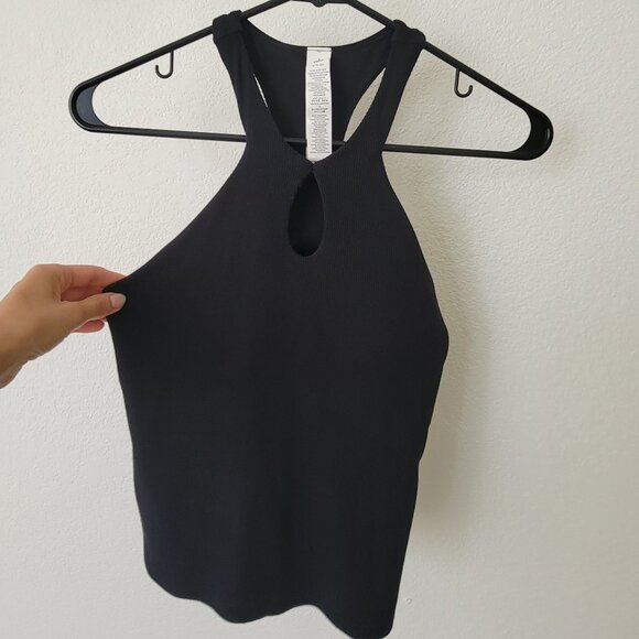 Alo Ribbed Mesmerize Bra Tank S Black - Picture 7 of 9